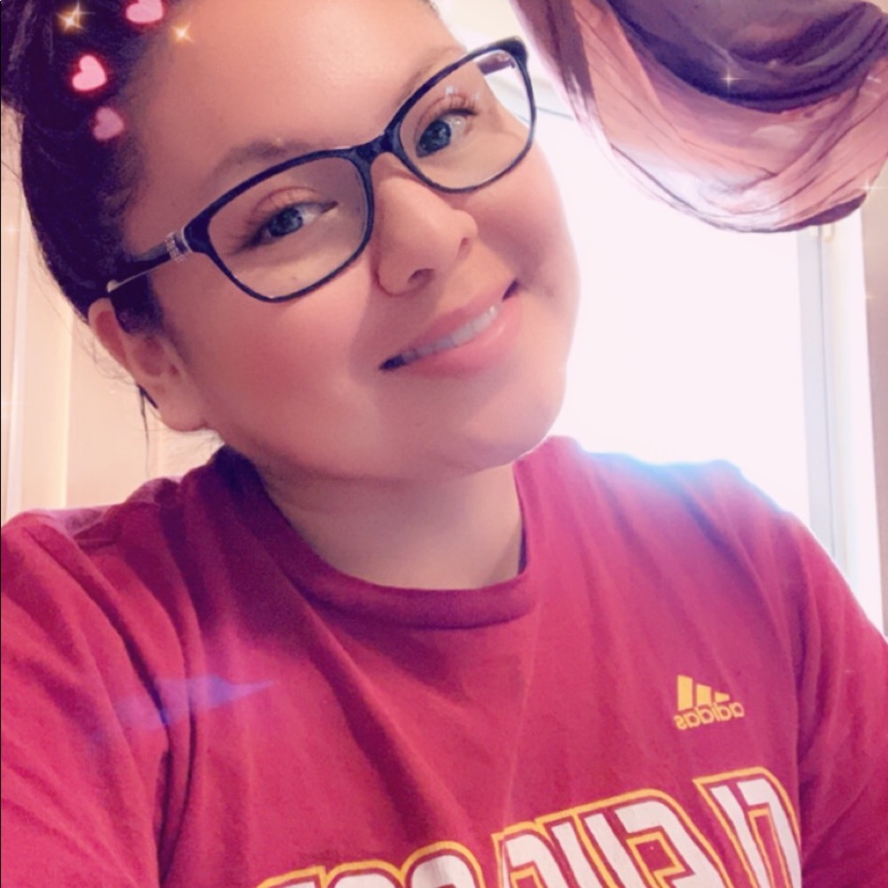 Meet your Posher, Lynn